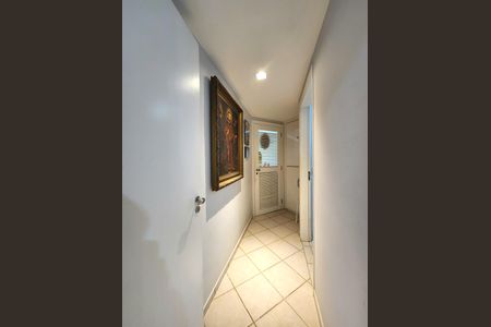 Apartamento à venda com 161m², 3 quartos e 2 vagasCorredor