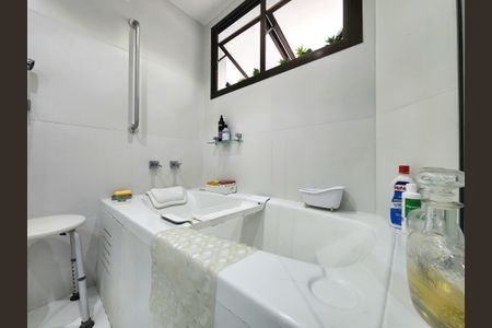 Apartamento à venda com 161m², 3 quartos e 2 vagasBanheiro da Suíte 2