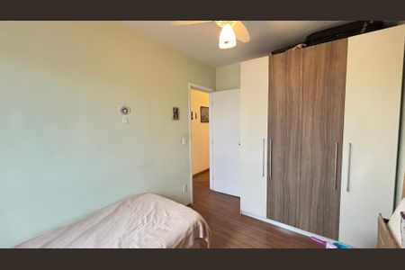 Apartamento à venda com 74m², 2 quartos e 2 vagas Apartamento à venda com 74m², 2 quartos e 2 vagasQuarto