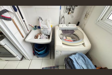 Apartamento à venda com 74m², 2 quartos e 2 vagas Apartamento à venda com 74m², 2 quartos e 2 vagasÁrea de Serviço