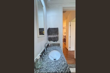 Apartamento à venda com 74m², 2 quartos e 2 vagas Apartamento à venda com 74m², 2 quartos e 2 vagasBanheiro