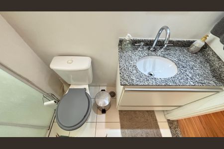 Apartamento à venda com 74m², 2 quartos e 2 vagas Apartamento à venda com 74m², 2 quartos e 2 vagasBanheiro