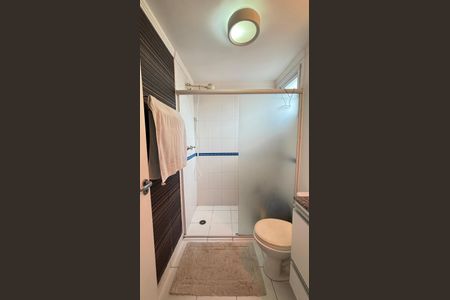 Apartamento à venda com 74m², 2 quartos e 2 vagas Apartamento à venda com 74m², 2 quartos e 2 vagasBanheiro da Suíte