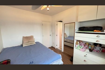 Apartamento à venda com 74m², 2 quartos e 2 vagas Apartamento à venda com 74m², 2 quartos e 2 vagasSuite