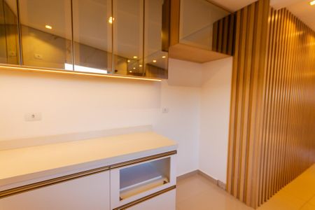 Casa à venda com 150m², 2 quartos e 4 vagas Casa à venda com 150m², 2 quartos e 4 vagasCozinha