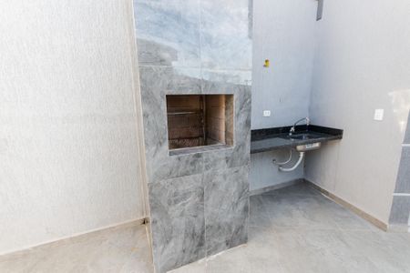 Casa à venda com 150m², 2 quartos e 4 vagas Casa à venda com 150m², 2 quartos e 4 vagasÁrea comum