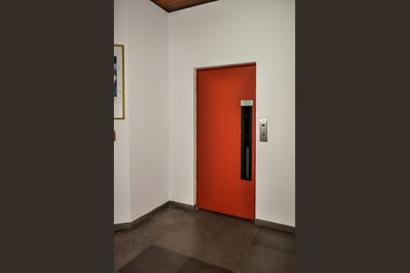 Apartamento à venda com 87m², 2 quartos e 1 vaga Apartamento à venda com 87m², 2 quartos e 1 vagaElevador