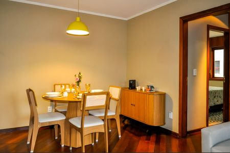 Apartamento à venda com 87m², 2 quartos e 1 vaga Apartamento à venda com 87m², 2 quartos e 1 vagaSala