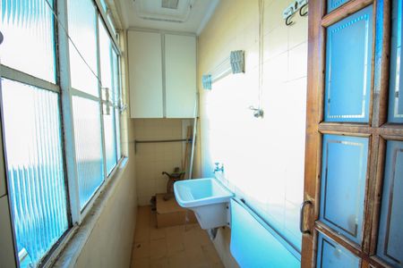 Apartamento à venda com 110m², 2 quartos e sem vagaÁrea de Serviço