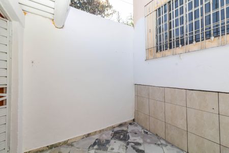 Casa para alugar com 55m², 1 quarto e sem vagaÁrea de Serviço