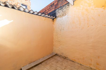 Casa para alugar com 55m², 1 quarto e sem vagaÁrea externa