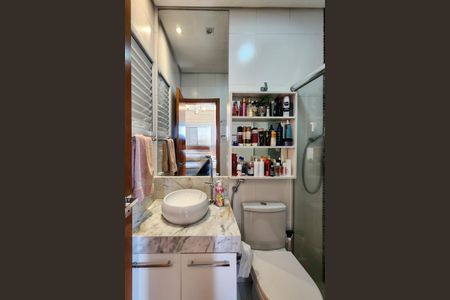 Apartamento à venda com 156m², 3 quartos e 2 vagasBanheiro da Suíte