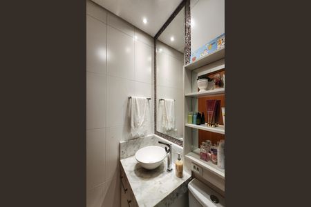 Apartamento à venda com 156m², 3 quartos e 2 vagasBanheiro Social