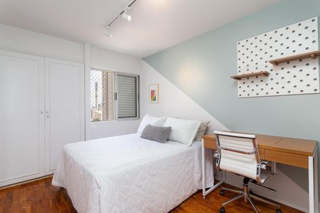 Apartamento à venda com 90m², 4 quartos e 1 vaga