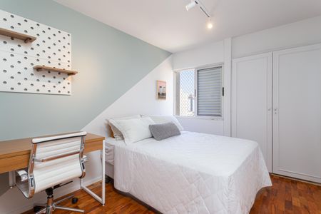 Apartamento à venda com 90m², 4 quartos e 1 vaga