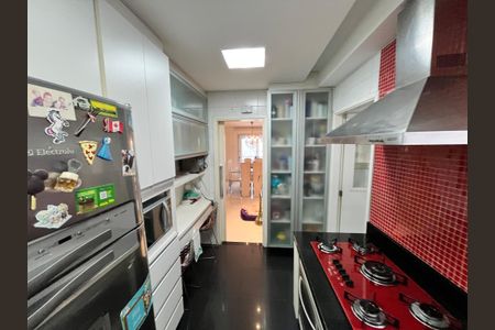 Apartamento à venda com 144m², 3 quartos e 2 vagasCozinha