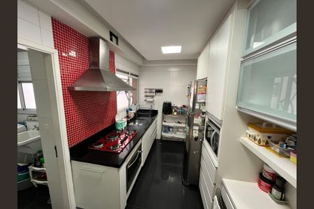 Apartamento à venda com 144m², 3 quartos e 2 vagasCozinha