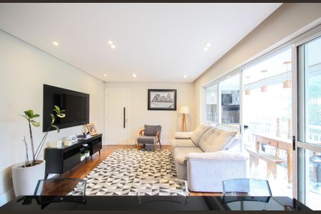 Apartamento à venda com 125m², 3 quartos e 2 vagas Apartamento à venda com 125m², 3 quartos e 2 vagasSala