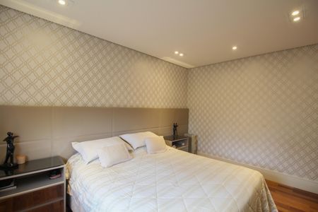 Apartamento à venda com 125m², 3 quartos e 2 vagas Apartamento à venda com 125m², 3 quartos e 2 vagasSuíte 1