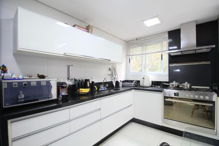 Apartamento à venda com 125m², 3 quartos e 2 vagas Apartamento à venda com 125m², 3 quartos e 2 vagasCozinha