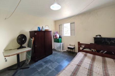 Casa à venda com 400m², 5 quartos e 4 vagas Casa à venda com 400m², 5 quartos e 4 vagasQuarto de Serviço