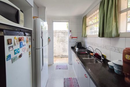 Casa à venda com 400m², 5 quartos e 4 vagas Casa à venda com 400m², 5 quartos e 4 vagasCozinha