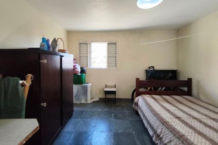 Casa à venda com 400m², 5 quartos e 4 vagas Casa à venda com 400m², 5 quartos e 4 vagasQuarto de Serviço