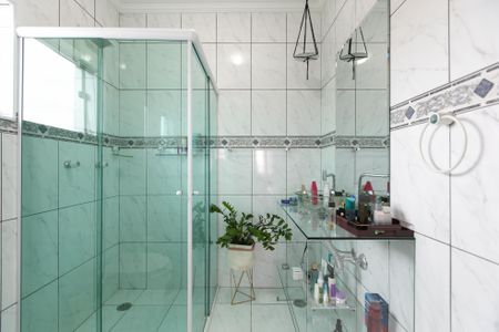 Casa para alugar com 250m², 2 quartos e 3 vagas Casa para alugar com 250m², 2 quartos e 3 vagasBanheiro da Suíte