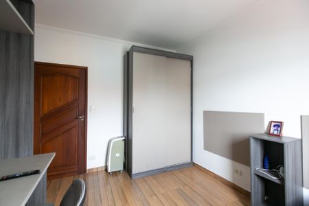 Casa para alugar com 250m², 2 quartos e 3 vagas Casa para alugar com 250m², 2 quartos e 3 vagasQuarto