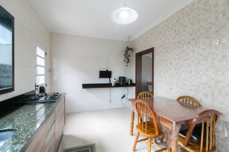 Casa para alugar com 250m², 2 quartos e 3 vagas Casa para alugar com 250m², 2 quartos e 3 vagasCozinha