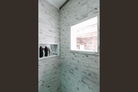 Casa para alugar com 250m², 2 quartos e 3 vagas Casa para alugar com 250m², 2 quartos e 3 vagasBanheiro Social