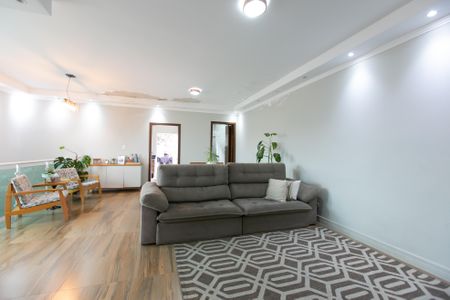 Casa para alugar com 250m², 2 quartos e 3 vagas Casa para alugar com 250m², 2 quartos e 3 vagasSala