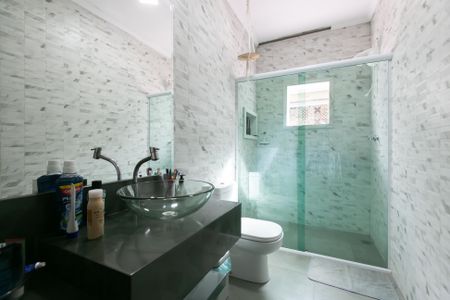 Casa para alugar com 250m², 2 quartos e 3 vagas Casa para alugar com 250m², 2 quartos e 3 vagasBanheiro Social