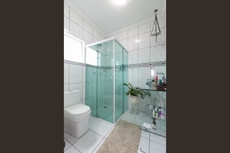 Casa para alugar com 250m², 2 quartos e 3 vagas Casa para alugar com 250m², 2 quartos e 3 vagasBanheiro da Suíte