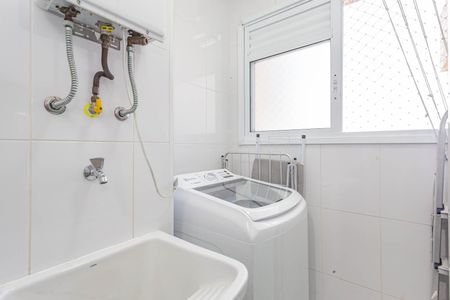 Apartamento à venda com 70m², 2 quartos e 1 vagaÁrea de Serviço