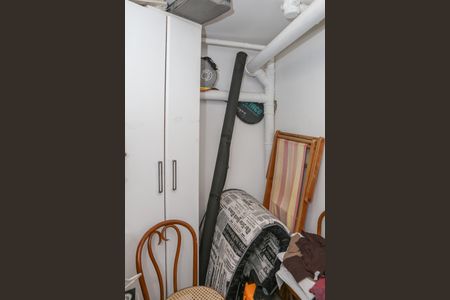 Casa à venda com 200m², 4 quartos e 1 vaga Casa à venda com 200m², 4 quartos e 1 vagaDepósito