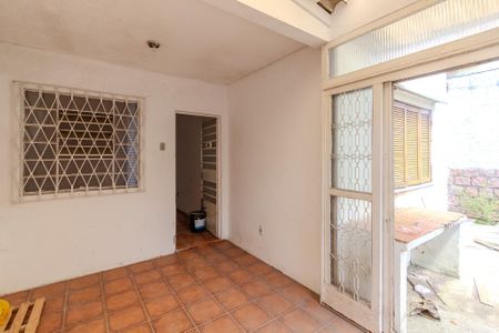 Casa à venda com 250m², 2 quartos e 5 vagasÁrea de Serviço