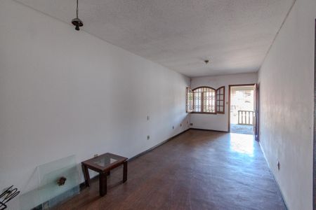 Sala de casa à venda com 2 quartos, 250m² em Tristeza, Porto Alegre