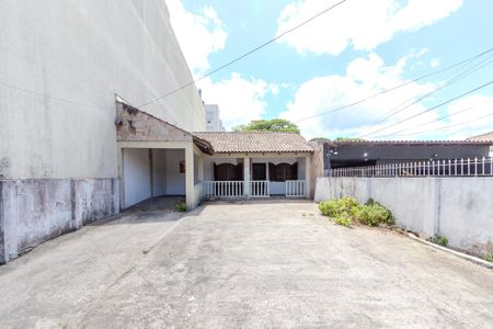 Casa à venda com 250m², 2 quartos e 5 vagasFachada