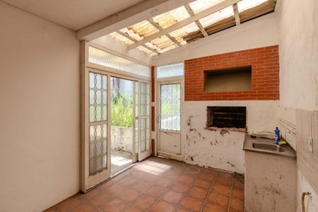 Casa à venda com 250m², 2 quartos e 5 vagasÁrea de Serviço