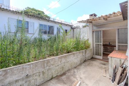 Casa à venda com 250m², 2 quartos e 5 vagasQuintal