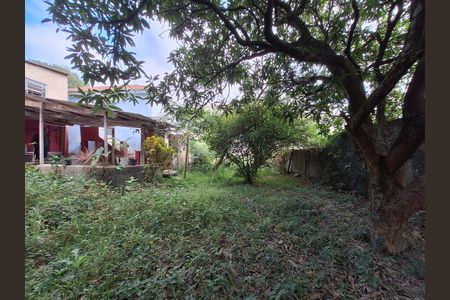 Casa à venda com 599m², 6 quartos e 3 vagasQuintal casa 1