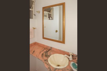 Apartamento à venda com 143m², 2 quartos e 1 vagaLavabo