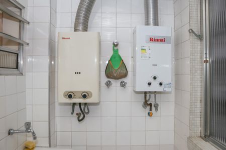 Apartamento à venda com 143m², 2 quartos e 1 vagaÁrea de Serviço