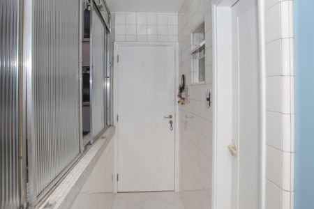 Apartamento à venda com 143m², 2 quartos e 1 vagaÁrea de Serviço