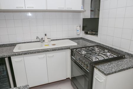 Apartamento à venda com 143m², 2 quartos e 1 vagaCozinha