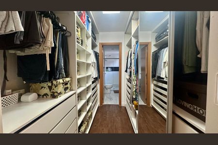 Apartamento à venda com 130m², 4 quartos e 3 vagasCloset do Quarto 2