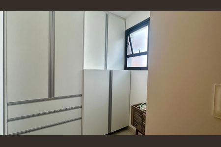 Apartamento à venda com 130m², 4 quartos e 3 vagasDespensa