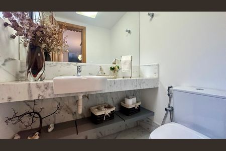 Apartamento à venda com 130m², 4 quartos e 3 vagasLavabo da Sala