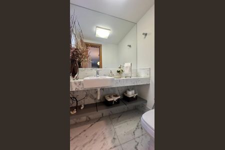 Apartamento à venda com 130m², 4 quartos e 3 vagasLavabo da Sala